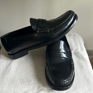 🎉 YSL Le Loafers US Size 8.5 🎉